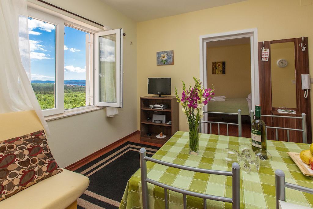 Apartments Villa Americana Jadranovo Δωμάτιο φωτογραφία